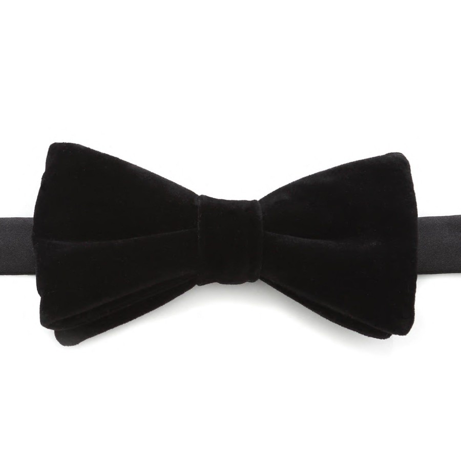 Ox and Bull Trading Co. Black Velvet Bow Tie | Bow Ties